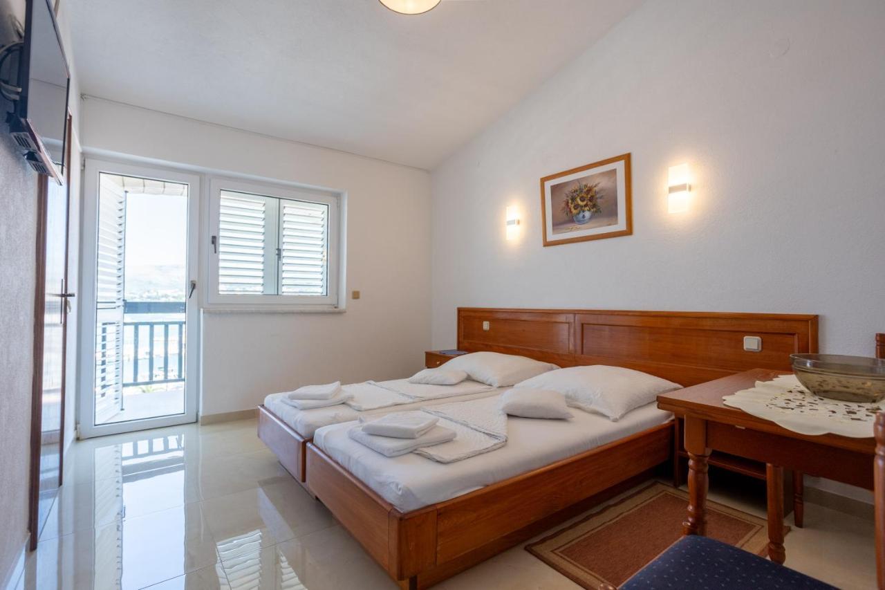 Villa Marina Okrug Gornji Chambre photo