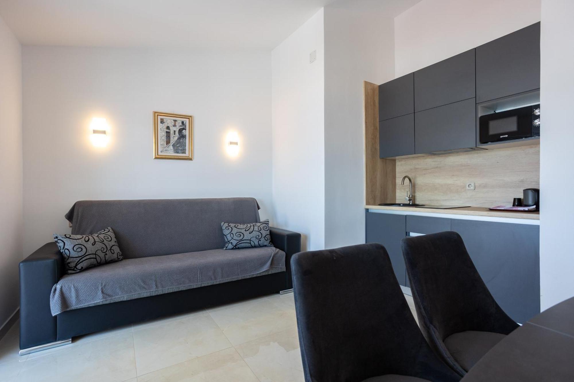 Villa Marina Okrug Gornji Chambre photo