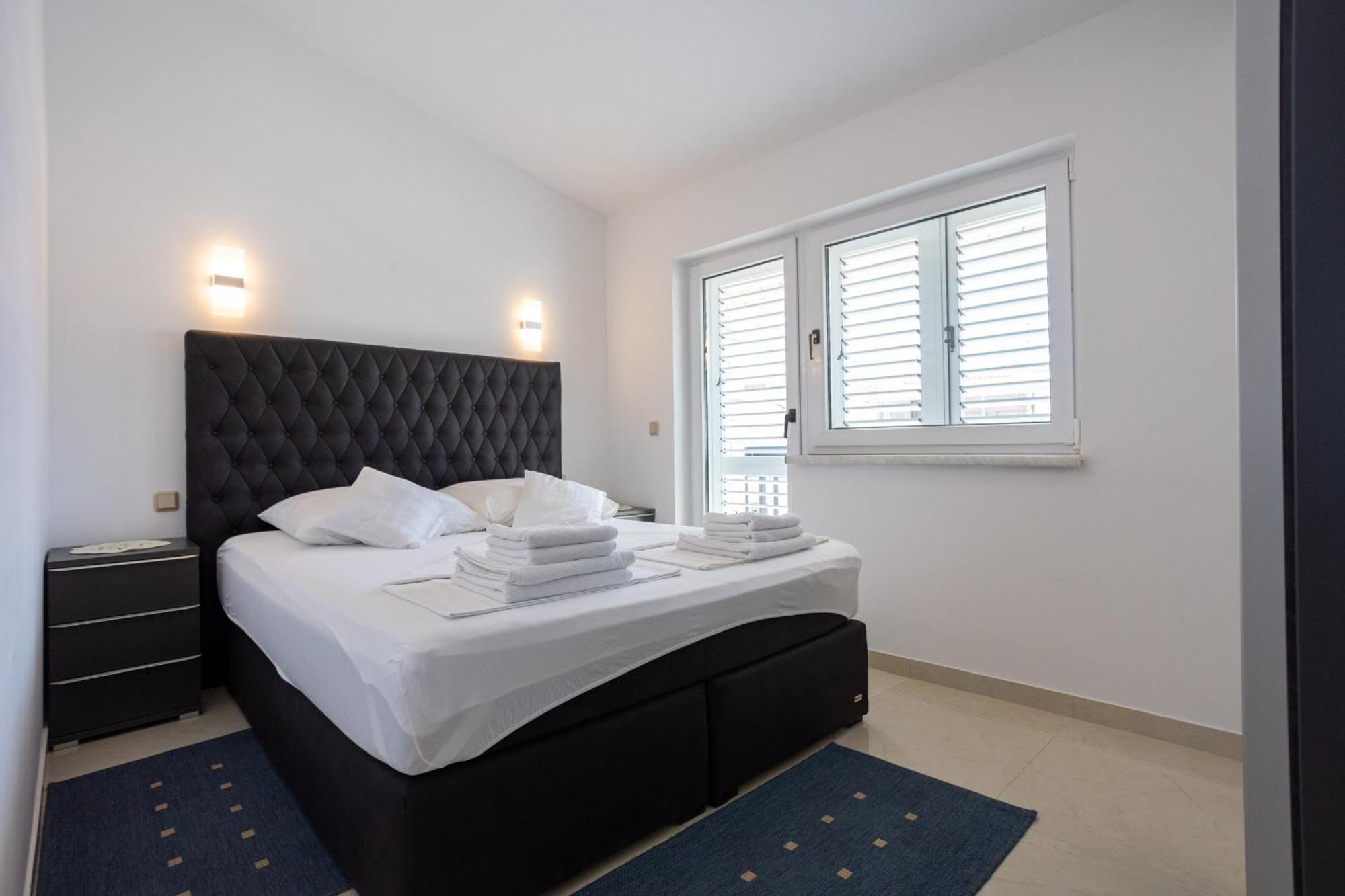 Villa Marina Okrug Gornji Chambre photo