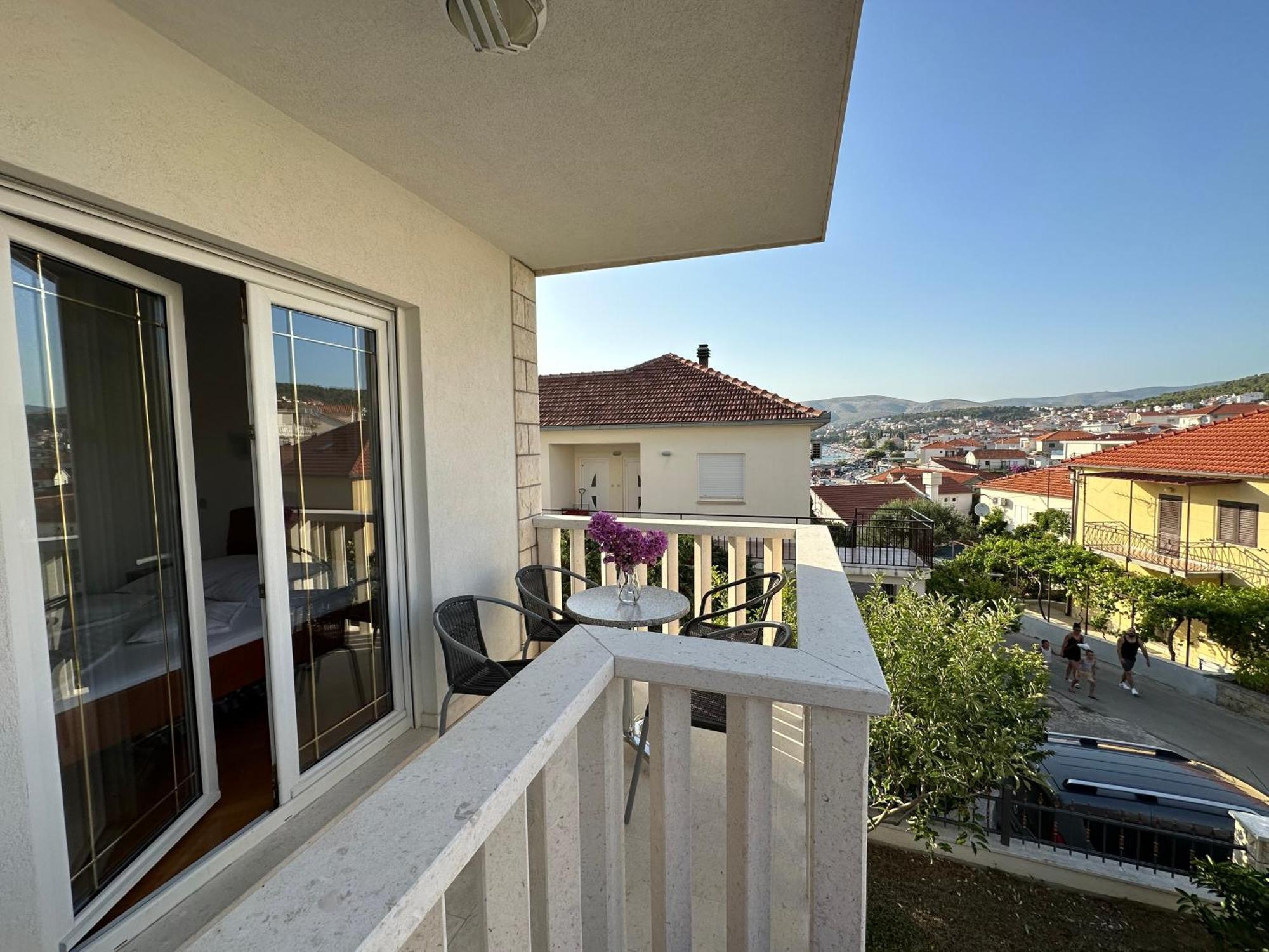 Villa Marina Okrug Gornji Chambre photo